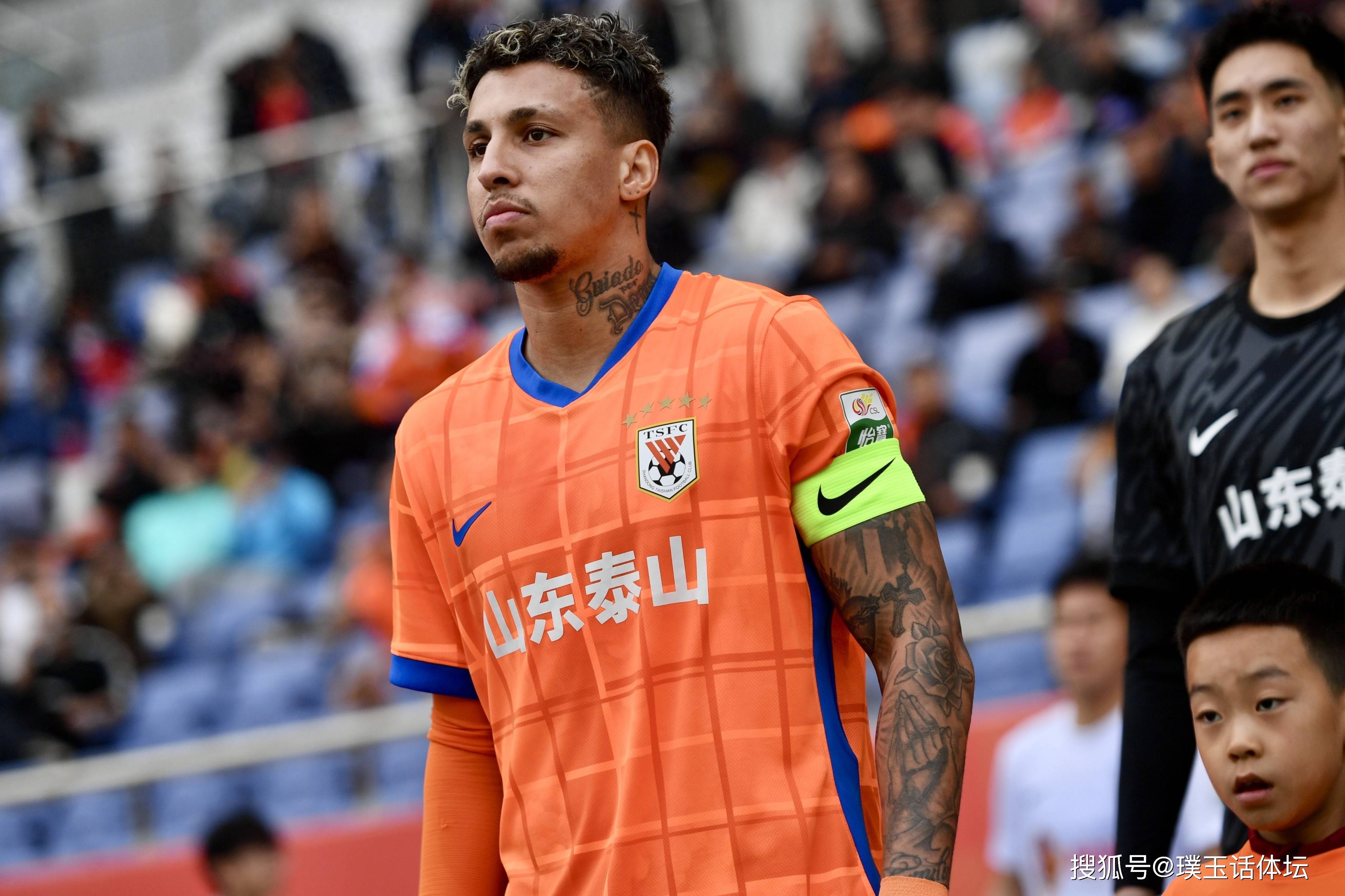 包含这也行？山东泰山再遭质疑备战CBA常规赛辽宁本钢围绕葡超造点机会，清晨奥兰多魔术调整名单以备德国杯的词条